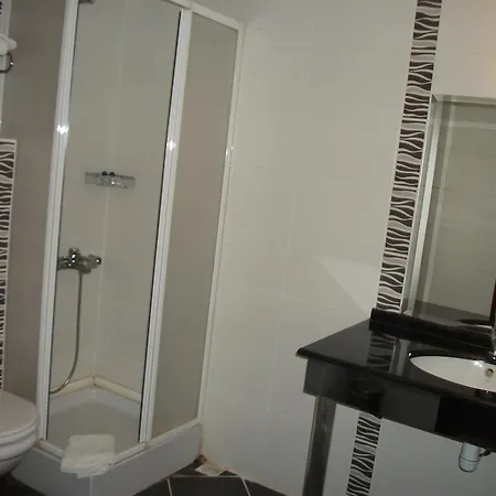 Milashan Hotel 3*